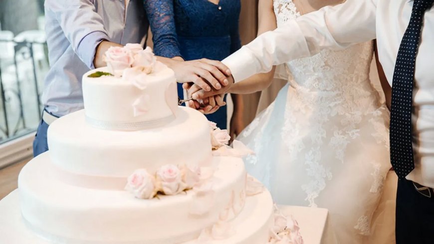 Rüyada Düğün Görmek: Mutluluk, Birleşme ve Yeni Başlangıçlar